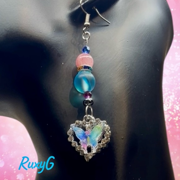 577. Pink & Blue Butterfly Heart Earrings - silver - Picture 1 of 6